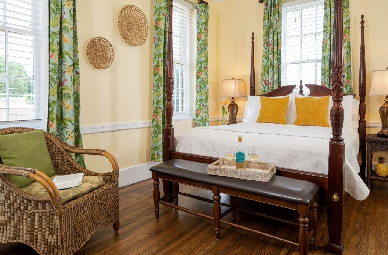 Magnolia Manor And Chapel Bed & Breakfast Humboldt Ngoại thất bức ảnh