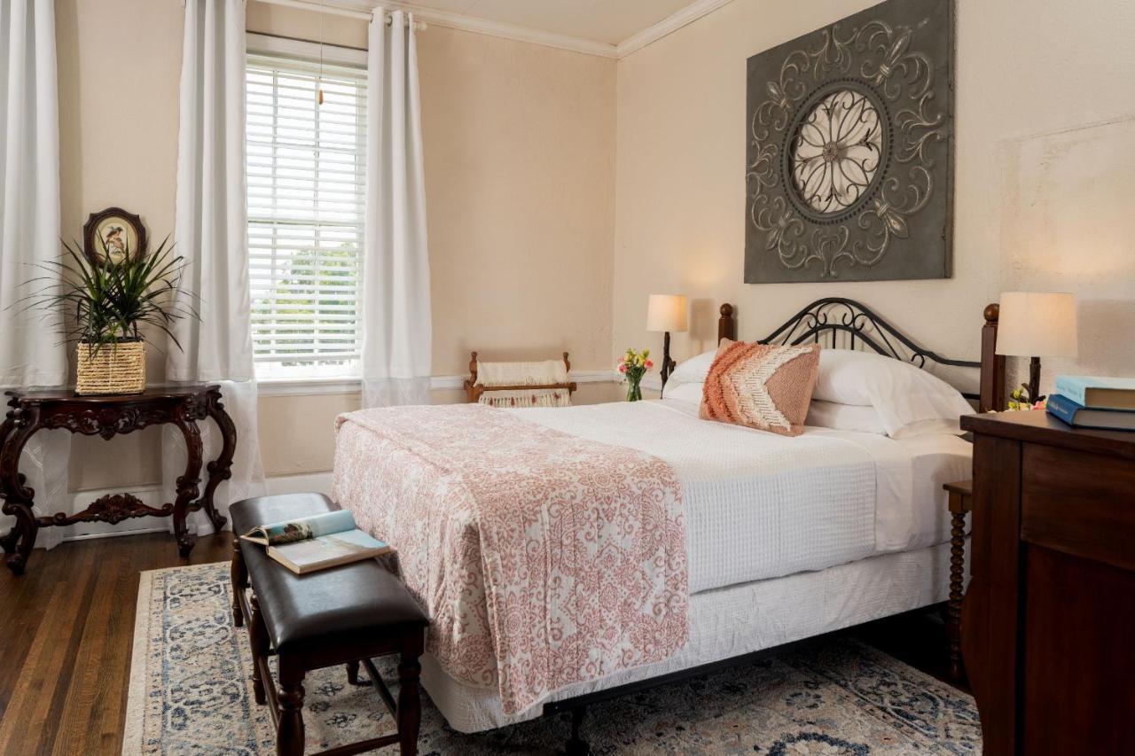 Magnolia Manor And Chapel Bed & Breakfast Humboldt Ngoại thất bức ảnh